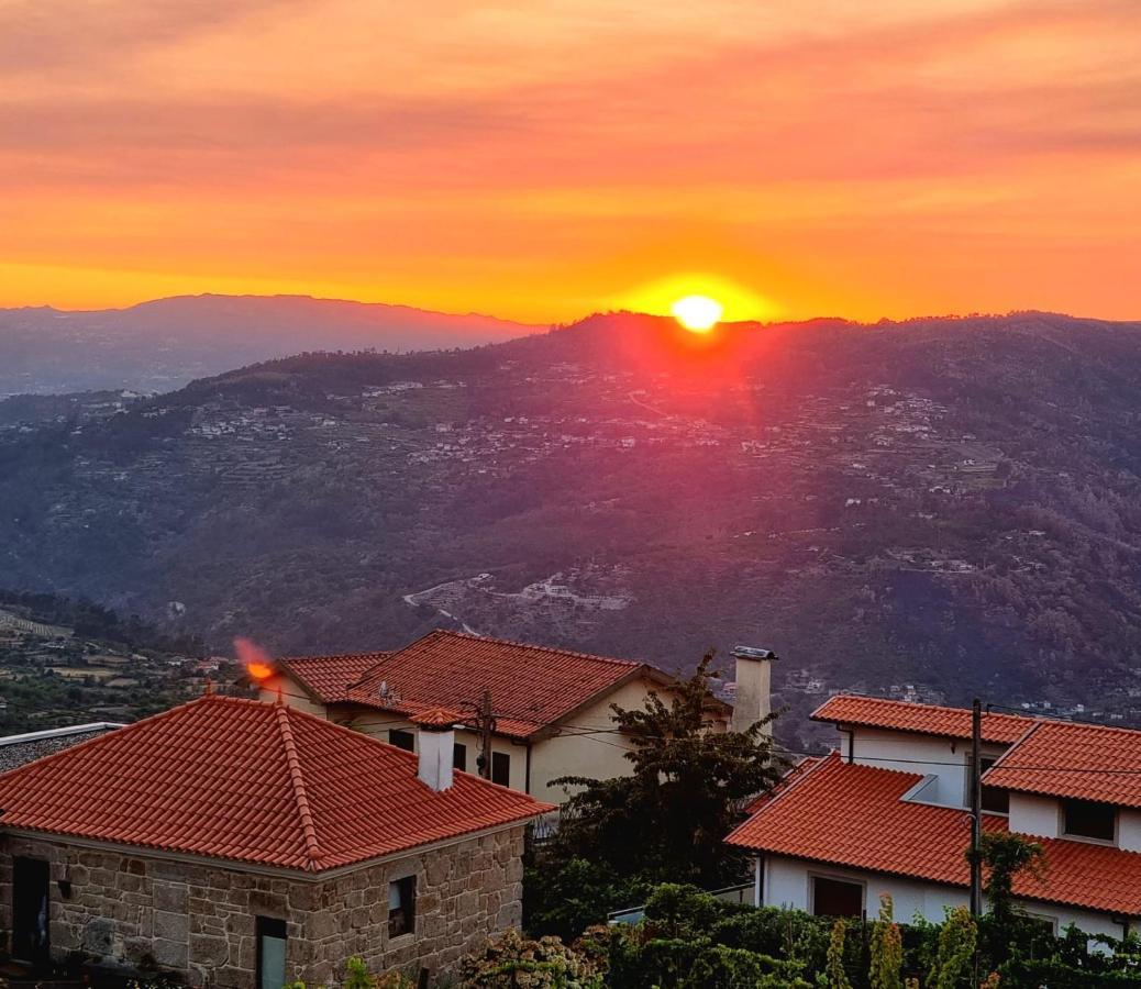 Hotel Vald'Aregos - Douro Resende Esterno foto